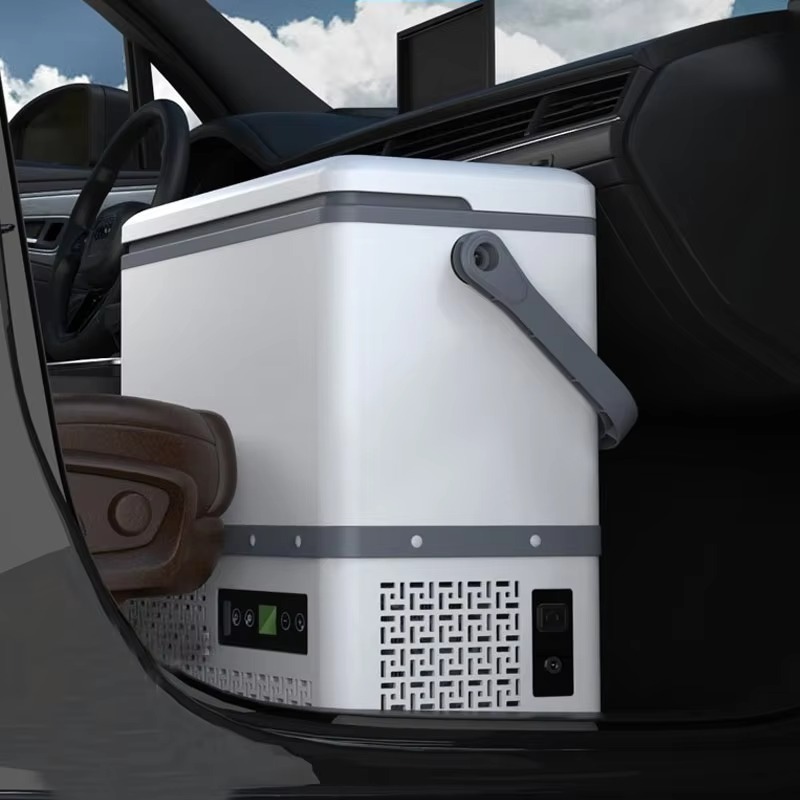 صندوق تبريد جديد يعمل بالطاقة  - مراجعة Outdoor Camping Fridge وسعره